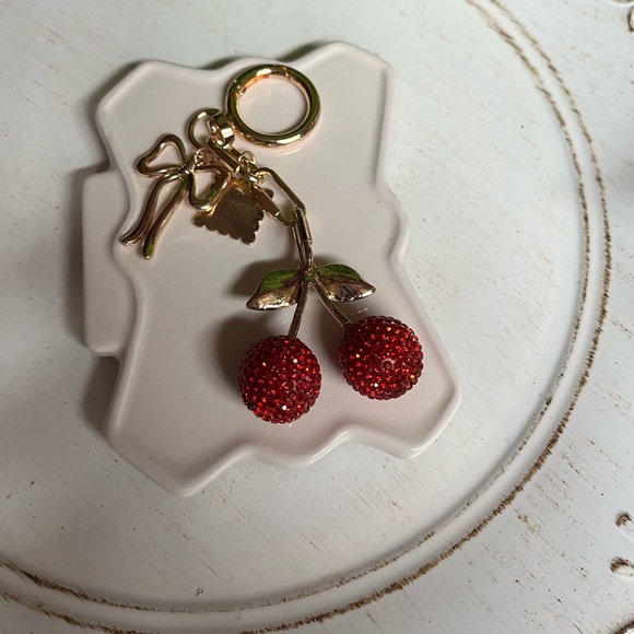 Gold tone cherry bag charm with bow and cherry frame charms nwot - Picture 6 of 9